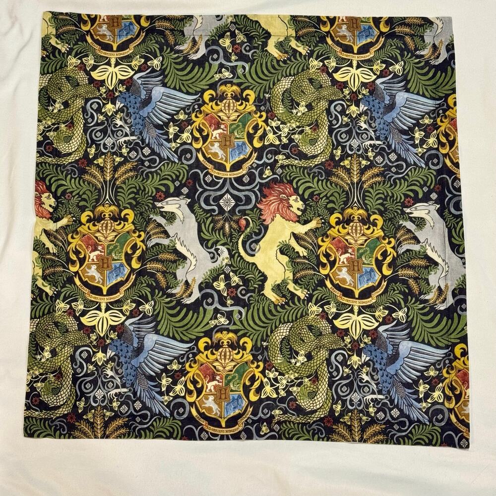 Pottery Barn Harry Potter Hogwarts Napkins Set of 4 Linen Cotton 20x20